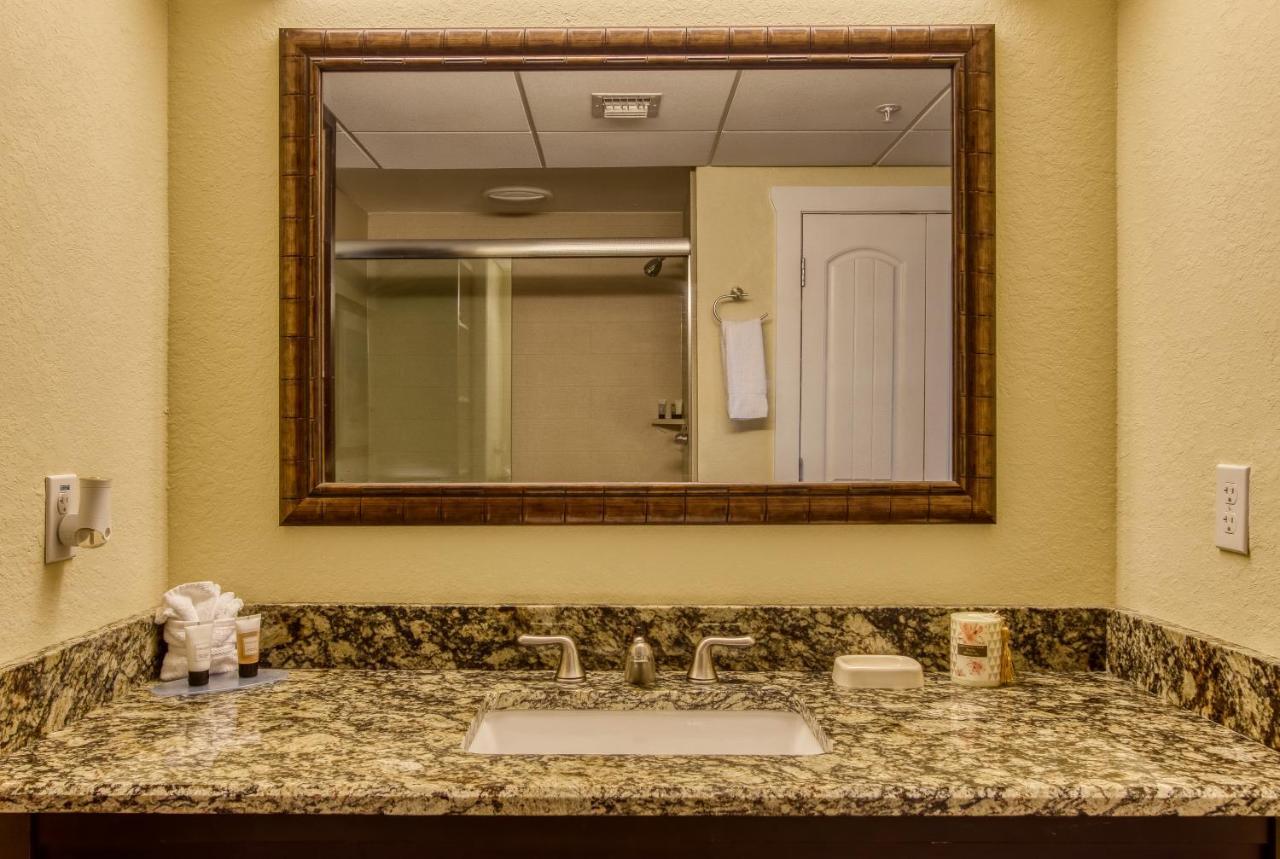 New Hotel Collection Harbourside Indian Rocks Beach Exterior foto